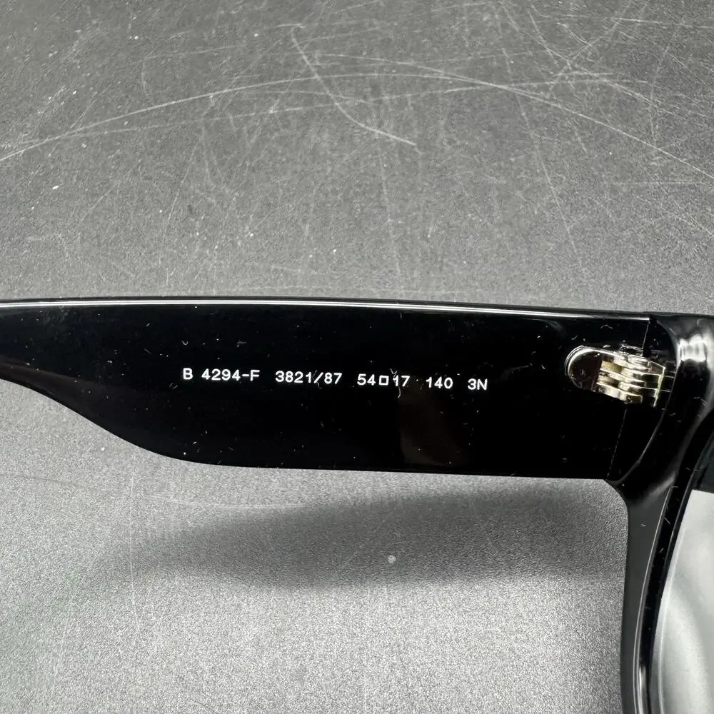 AUTHENTIC Burberry Large Cat Eye Retro Women’s Sunglasses BE4294F - Brand New